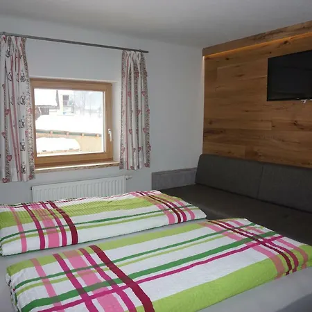 Schmiedsipplhof شقة