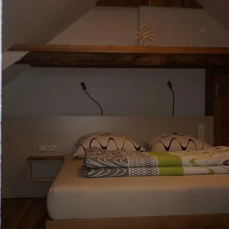 Schmiedsipplhof Apartman *