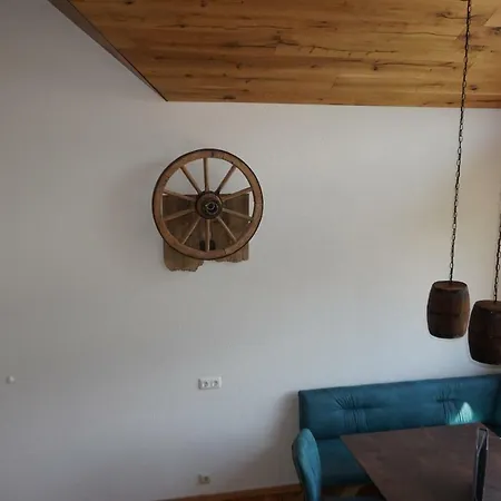 Schmiedsipplhof شقة غوساو